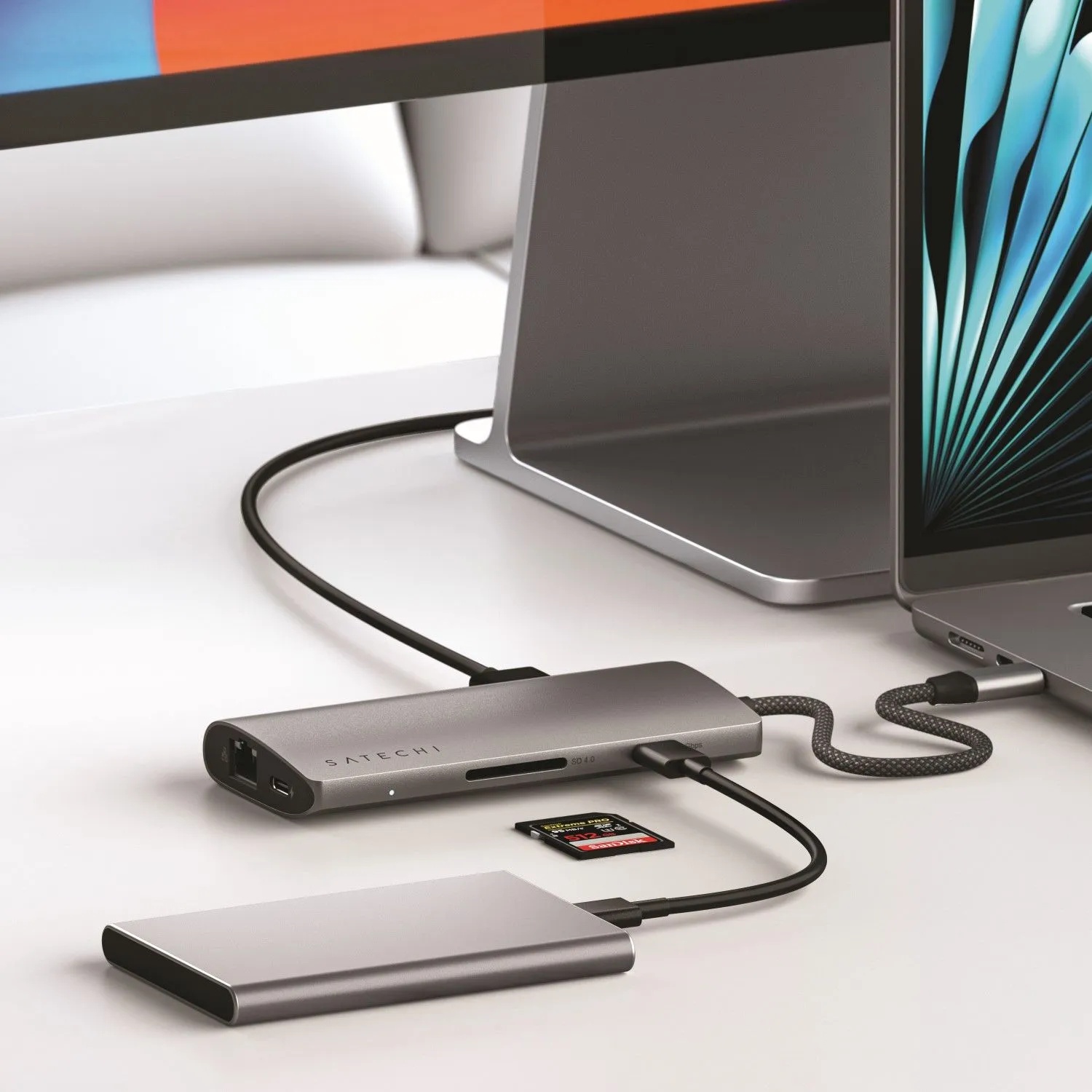 Адаптер Satechi USB-C Multiport Adapter 8K with Ethernet V3 (серый космос)