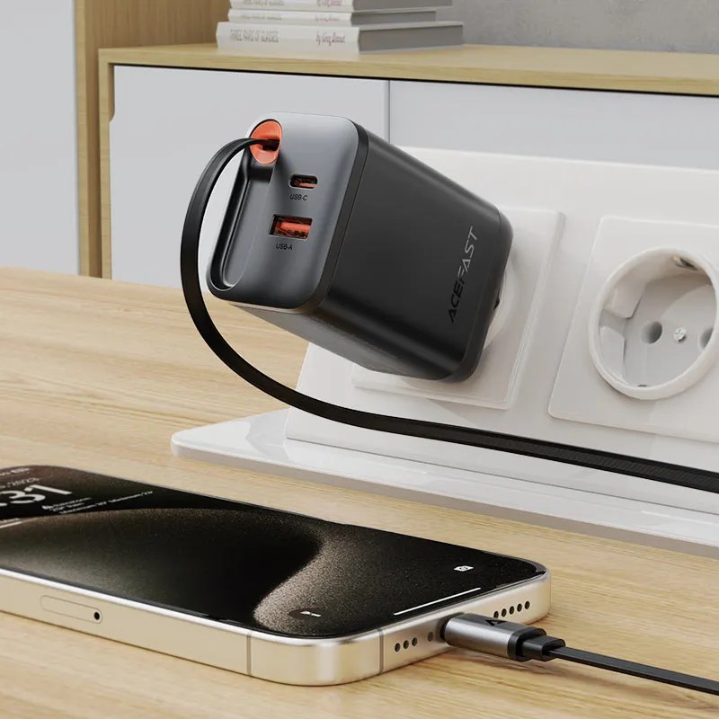 Зарядное устройство ACEFAST A111 PD67W Gan Charger 2xUSB-C+USB-A (черный)