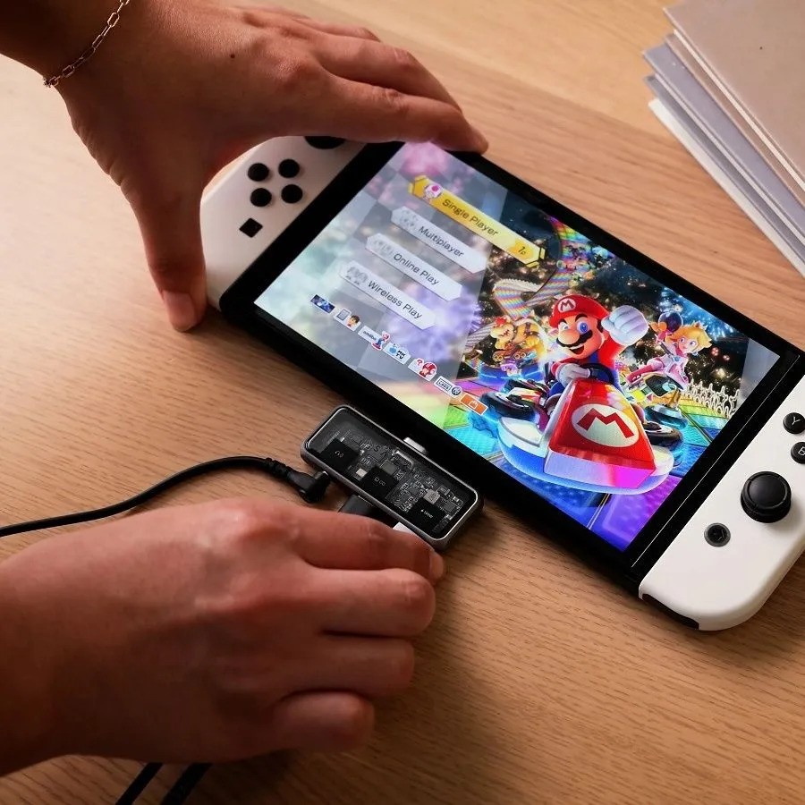 Хаб Satechi Mobile XR Hub with Audio (серый)