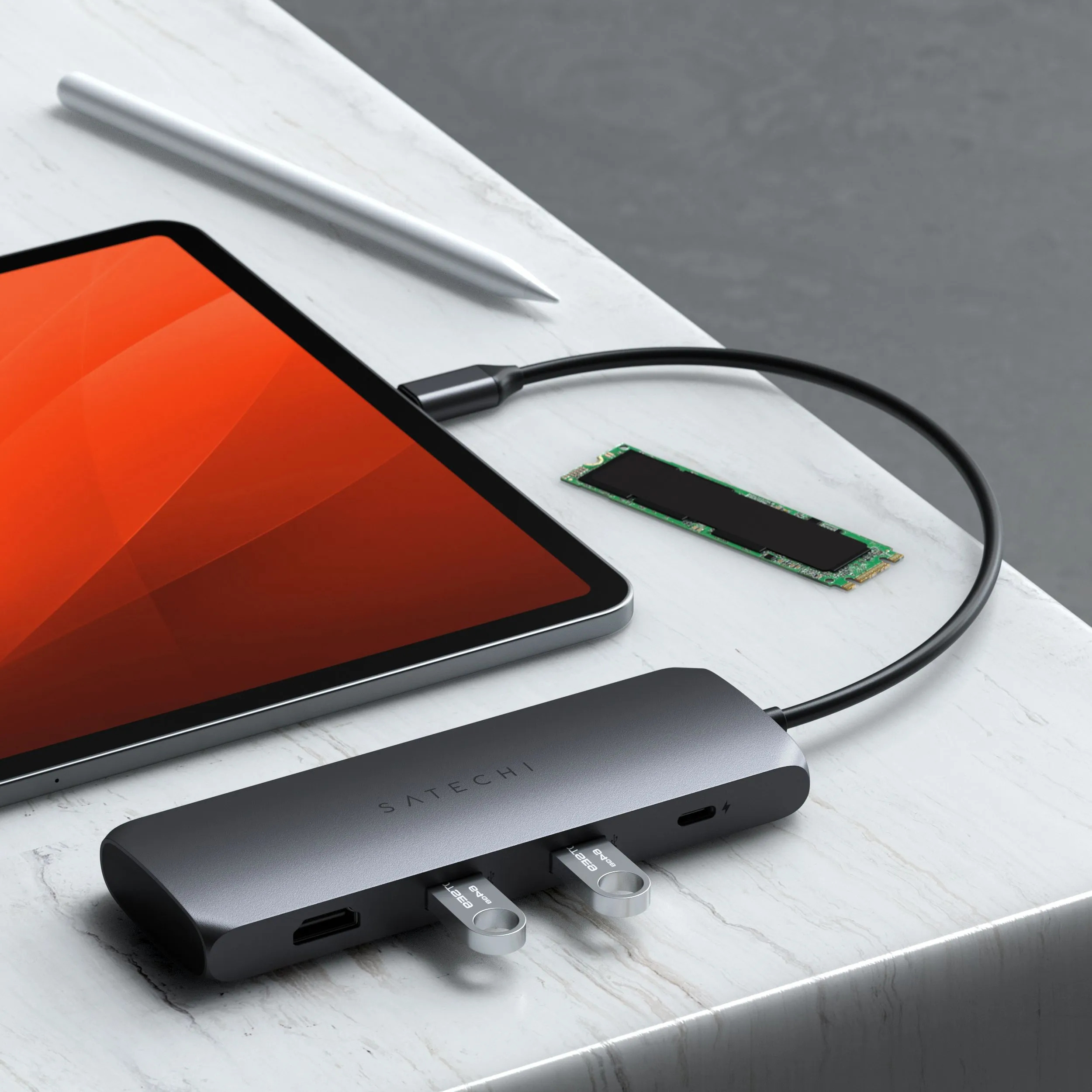 Адаптер Satechi USB-C Hybrid Multiport Adapter with SSD Enclosure (серый)