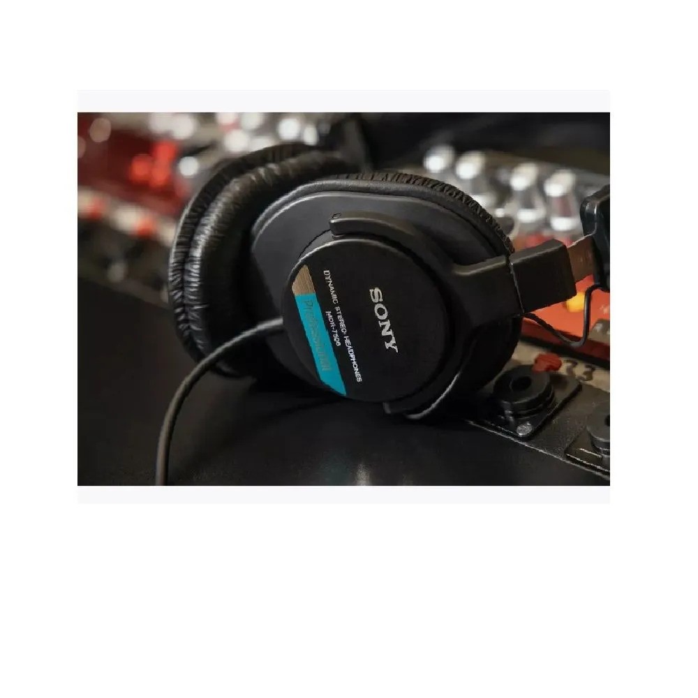 Проводные мониторные наушники SONY MDR-7506 (черный)