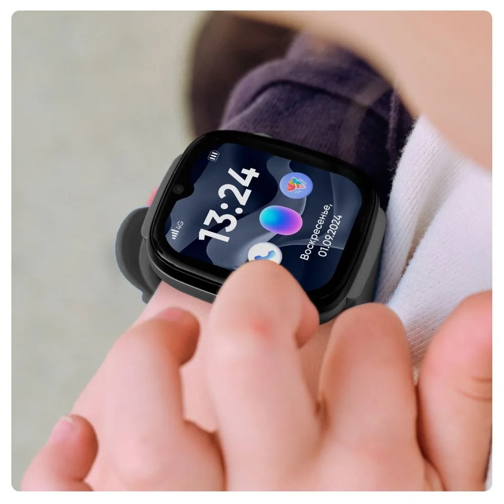 Детские умные часы Elari KidGram Watch 4G (черный)