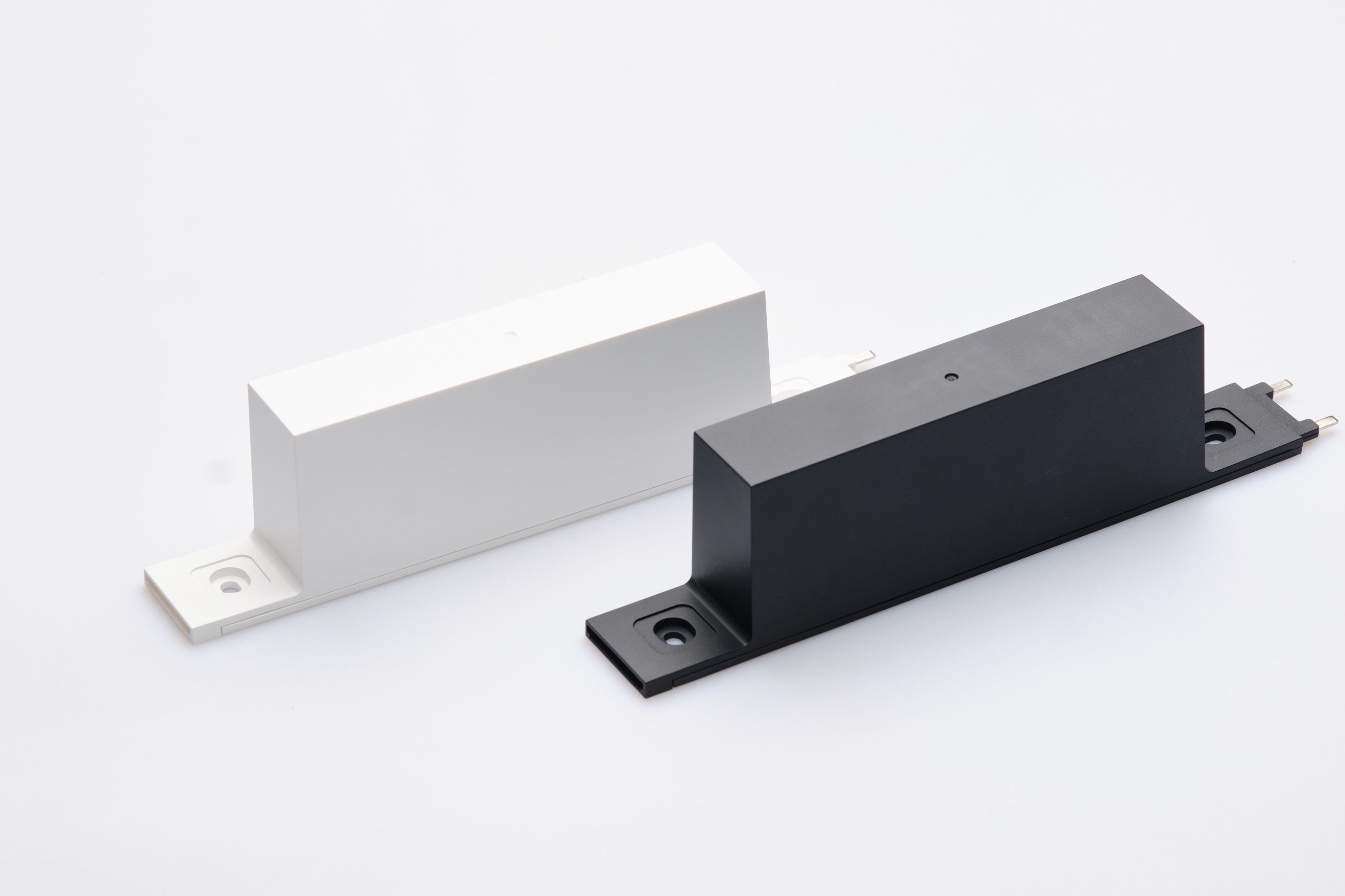 Блок питания Yeelight Pro P20 (для магнитного трека, 110 Вт, компактный, черный)