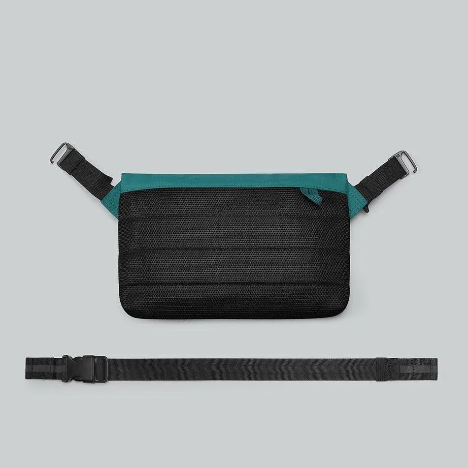 Сумка Gaston Luga LW202 Lightweight Bumbag (лазурно-синий)