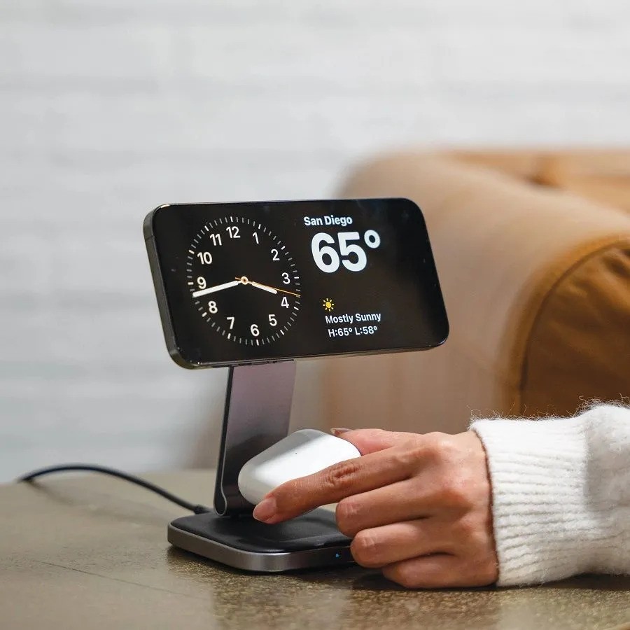 Беспроводное зарядное устройство Satechi 2-in-1 QI2 (серый)