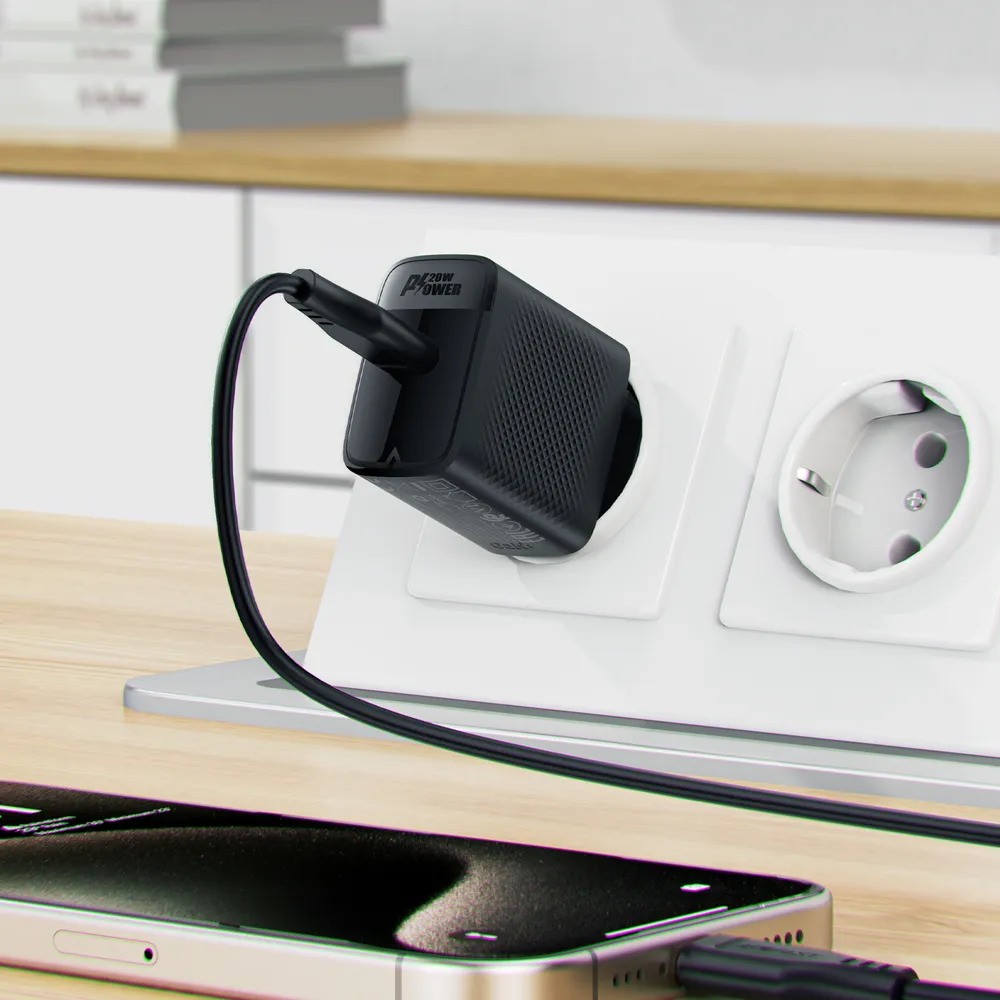 Зарядное устройство ACEFAST A82 PD20W GaN USB-C (с кабелем USB-C на USB-C, черный)