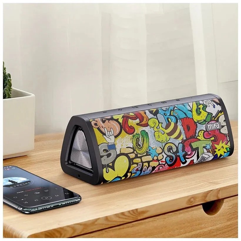 Беспроводная колонка MIFA A10+ (граффити)