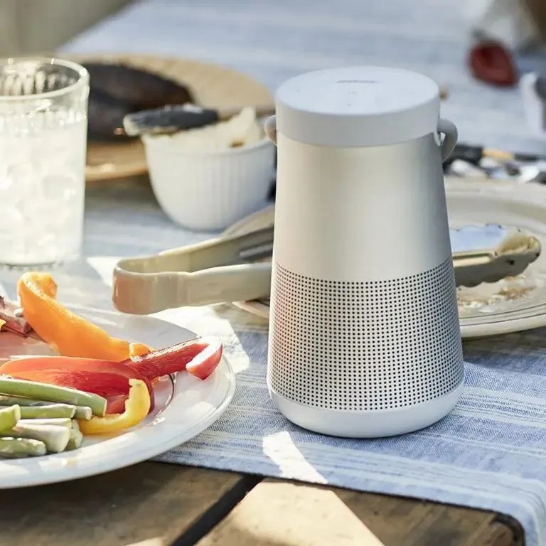 Портативная колонка Bose SoundLink Revolve + II (серебристый)