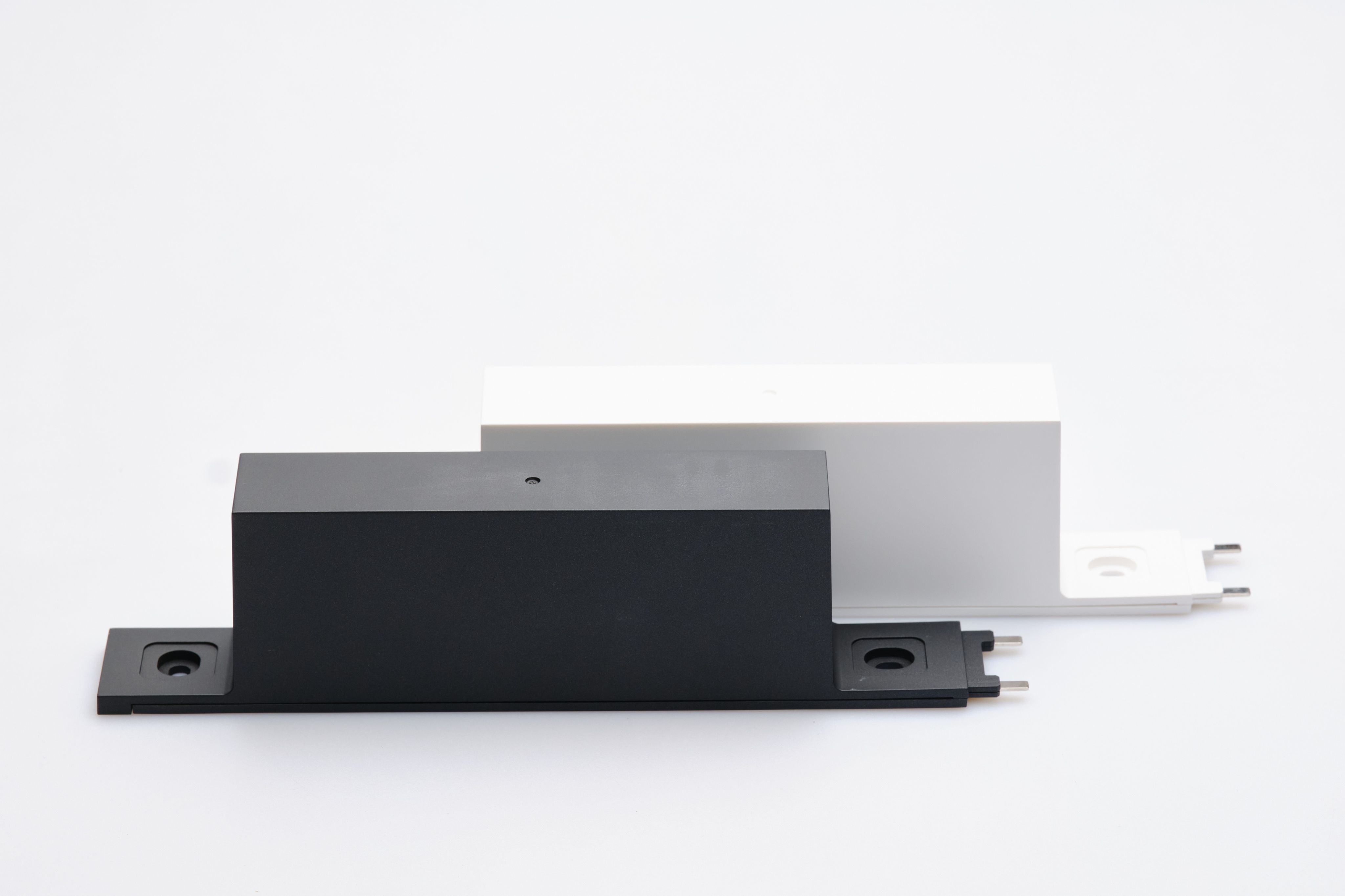 Блок питания Yeelight Pro P20 (для магнитного трека, 110 Вт, компактный, черный)