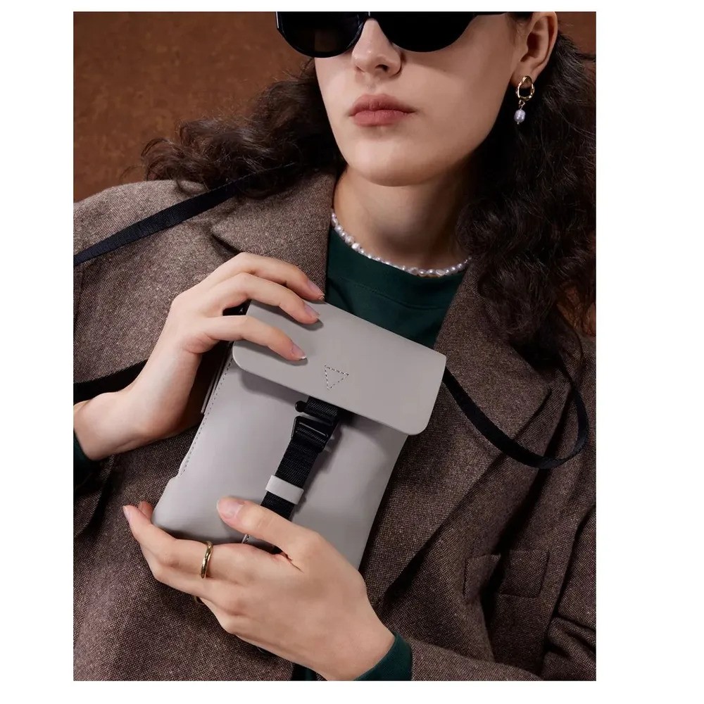 Сумка через плечо Gaston Luga RE1404 Splаsh Mini Crossbody Bag (бежевый)