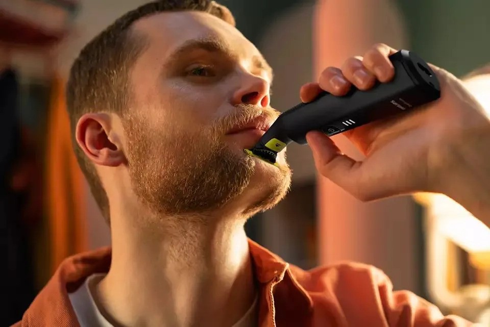 Триммер Philips Norelco OneBlade Pro 360 Face (черный/зеленый)