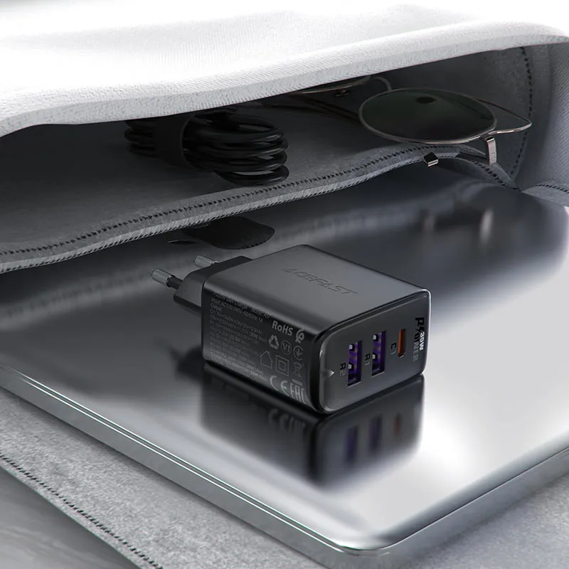 Зарядное устройство ACEFAST A57 PD35W GaN 2xUSB-A+USB-C (черный)